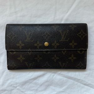 Louis Vuitton Monogram International Wallet